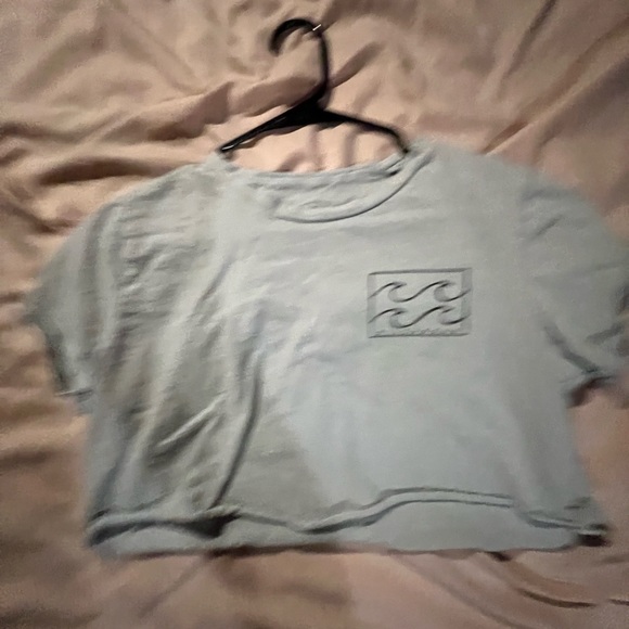 Beachy Tees! Many different shirts, different sizes! - Picture 8 of 16